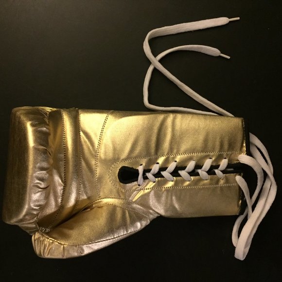 Bronco McKart Boxing Champ signed RINGSIDE Glove - Picture 5 of 10